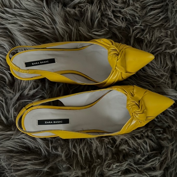 Zara Shoes Zara Mustard Heels Poshmark